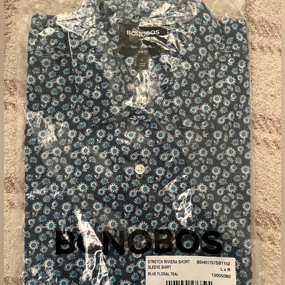 Men’s Bonobos LARGE short sleeve button down.